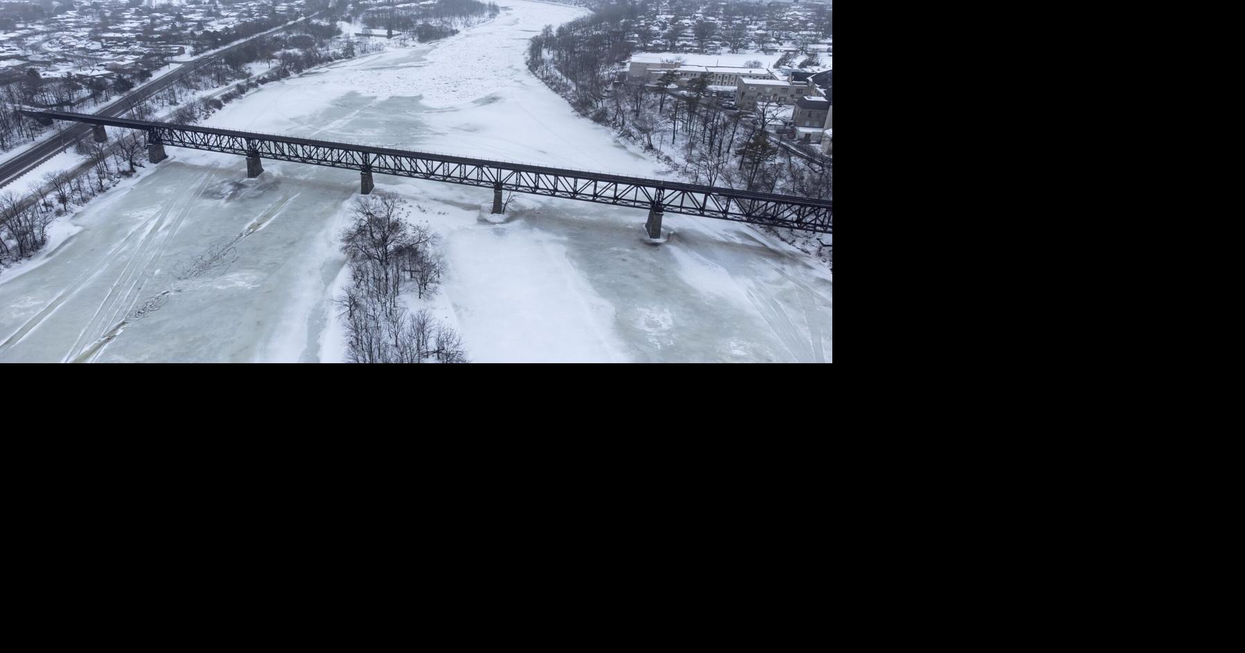 Experts have long said consolidating a split water system leads to better results. Politicians have had other priorities.  