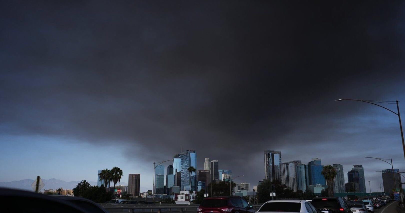 Los Angeles warehouse fire prompts shelter - in - place orders due to hazardous air