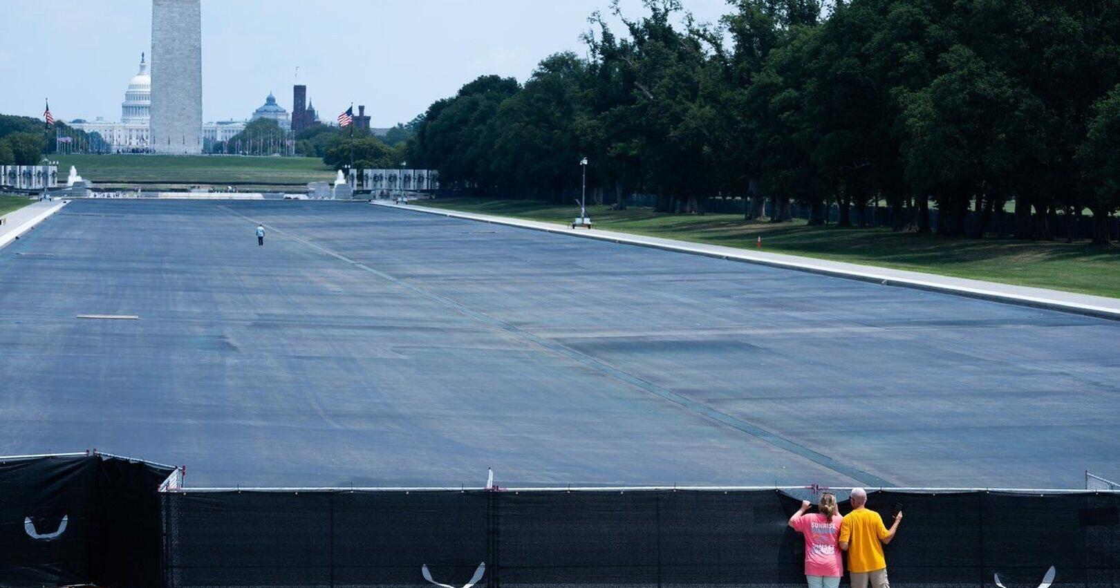 Ex - Olympian charged with damaging Reflecting Pool sees irregularitie in grand jury proceedings