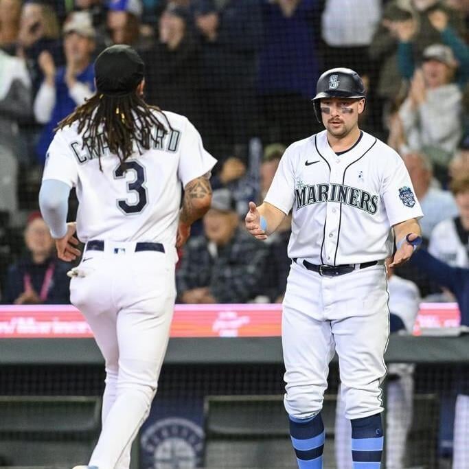 Rodríguez, Miller star as the Mariners beat the White Sox 5-1