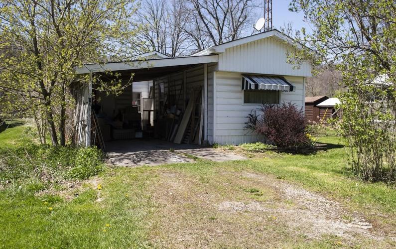 Woman, 91, evicted from her trailer, then crashed her car in an attempt