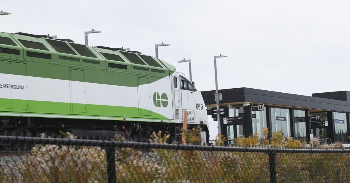 Go Train Kitchnrer GO train service on Kitchener line suspended on weekend