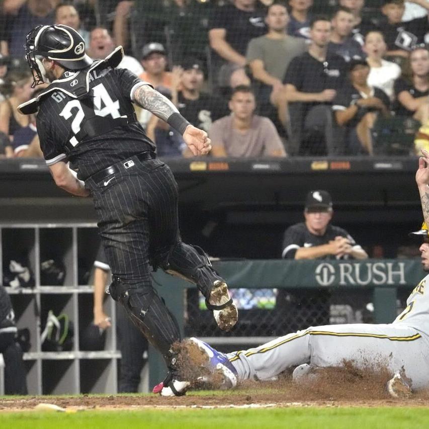 Canha double in 10th lifts Brewers over White Sox 7-6 as Milwaukee