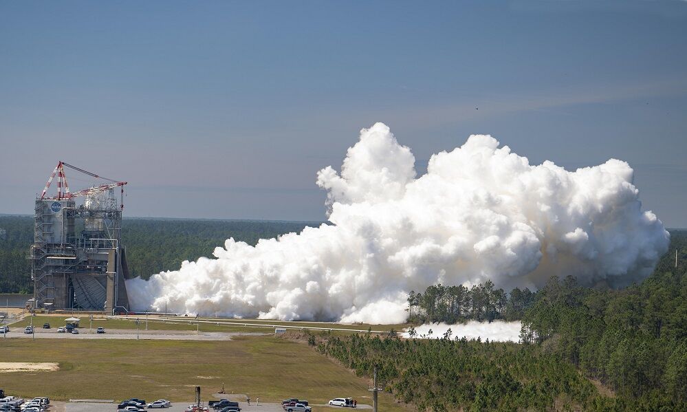 Aerojet Rocketdyne Races to the Moon with High-Performance RS-25 Engines