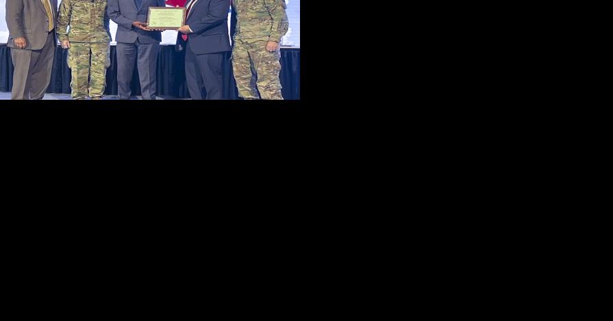 Aviation association honors Apache helicopter team - Vimarsana News