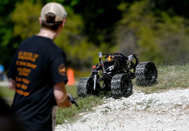 Go Rover Tech Challenge Student teams embark on lunar rover challenge | Technology Today ...
