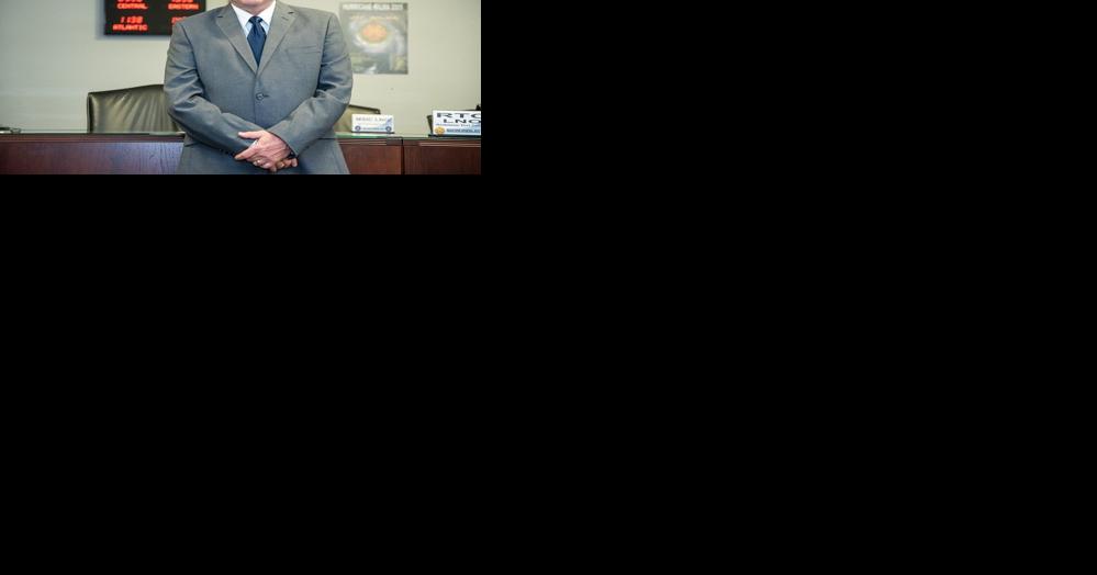 Garrison welcomes new plans, operations chief - Vimarsana News
