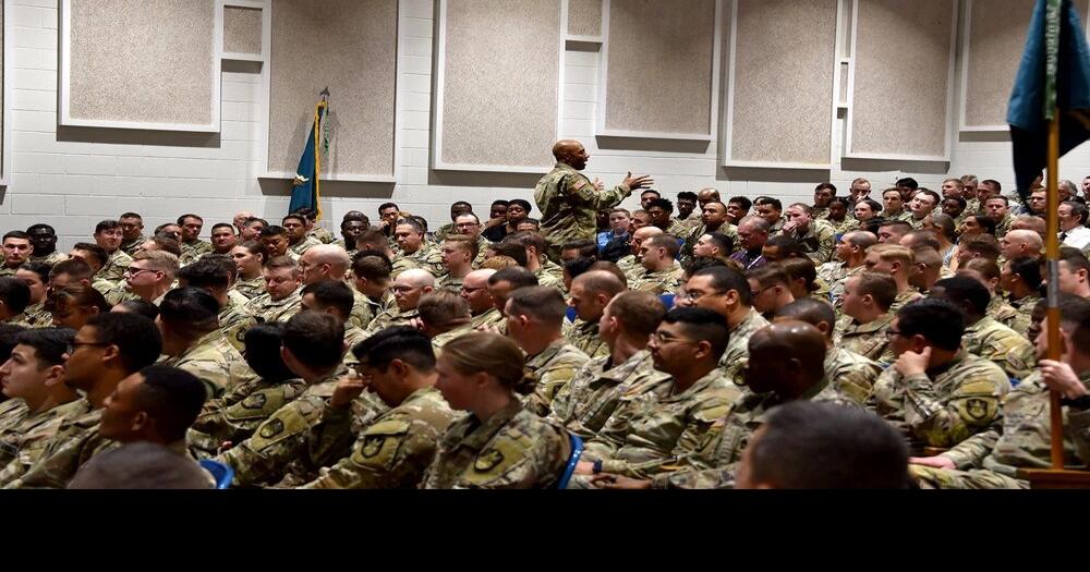 Gainey shares ‘One Team!’ vision for SMDC | Military Scene ...