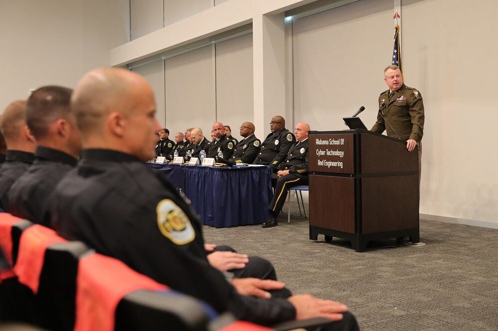 Mohan Congratulates Newest Huntsville Police Officers | Military Scene ...