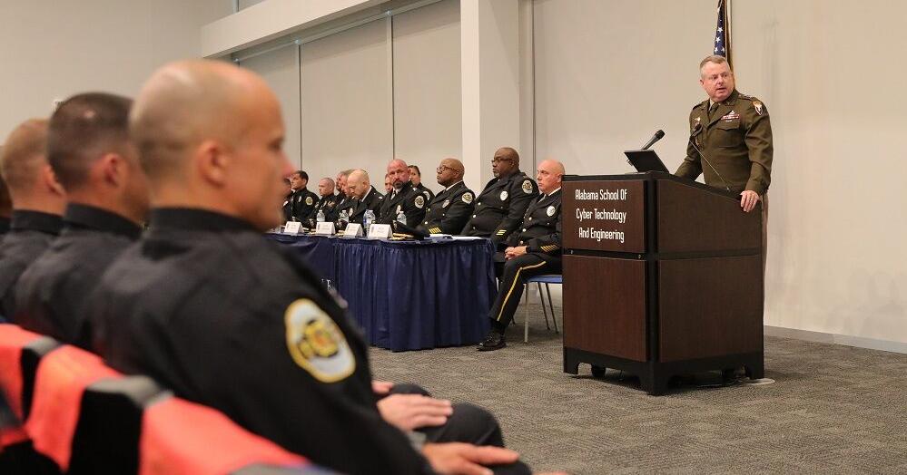 Mohan congratulates newest Huntsville police officers - Vimarsana News