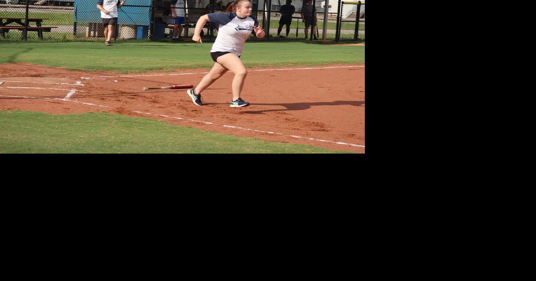 Second baseman gives edge to Hits N Mitts
