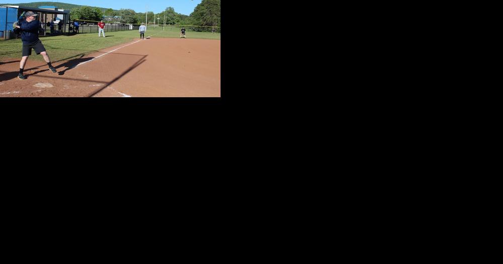 Glass breaks onto softball scene with Bomb Busters - Vimarsana News
