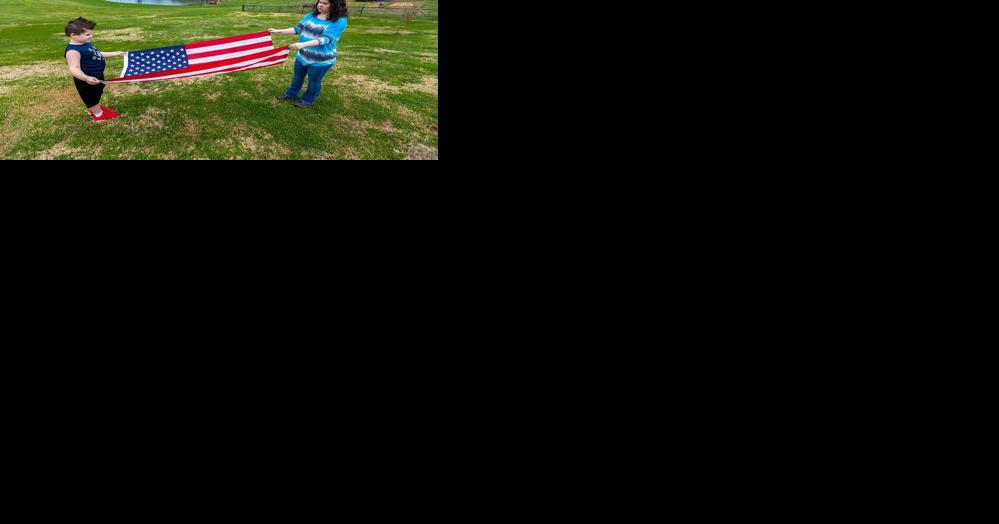 Alert neighbors rescue U.S. flag during storm - Vimarsana News