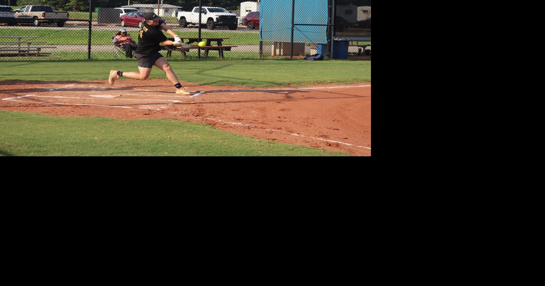 Golden Domers shine in open rec tournament start
