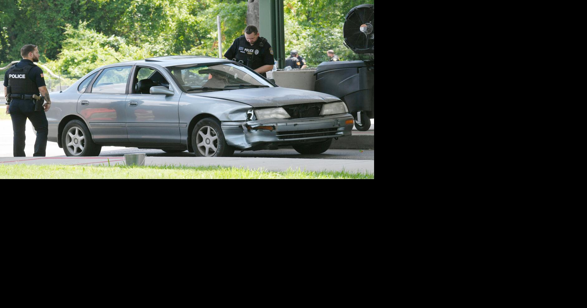 Security guards conduct random vehicle inspections | Military Scene ...
