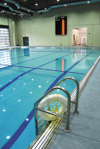 indoor splash pool