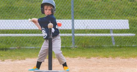 Youth program develops baseball basic skills : vimarsana.com