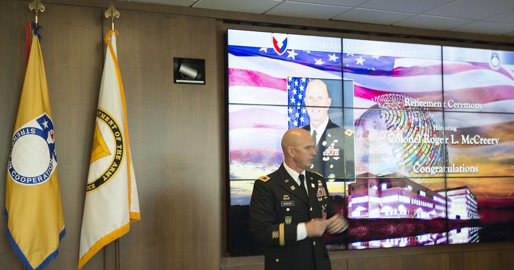 Usasac Address USASAC officer retires.jpg | | theredstonerocket.com