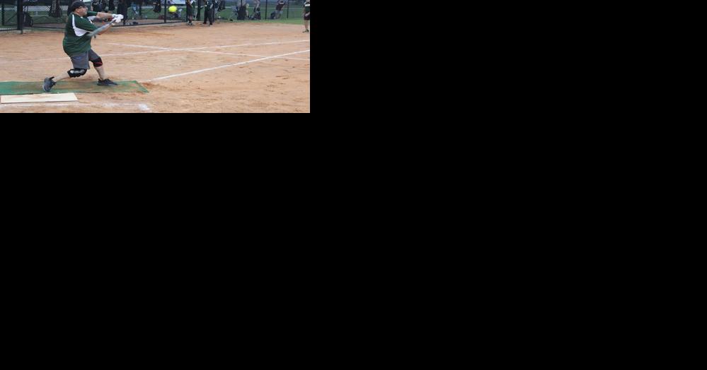 Acosta delivers grand finish for green senior team - Vimarsana News