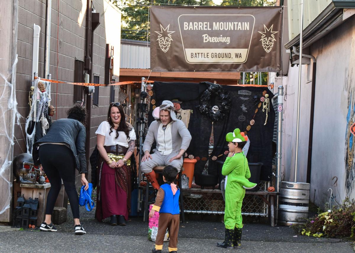 Halloween In Old Town Few Tricks Many Treats News
