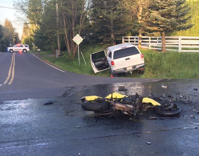 crash thereflector ne 159th officials intersection 72nd responding avenue done medical fire were street after year old