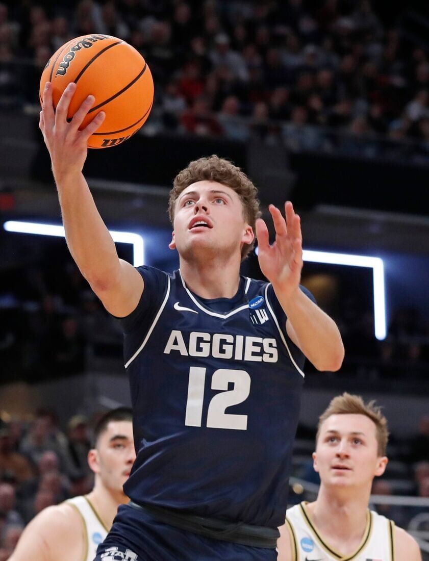 Mason Falslev's Big Night Pushes Utah State Past Iowa | National ...