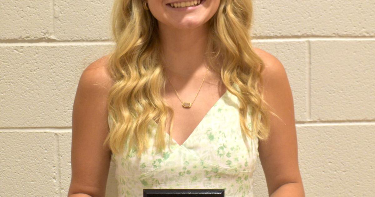 01 Julina Allen - CHS Track & Field