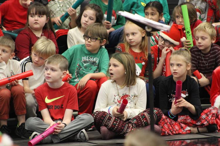 Bulls Gap School holds Christmas Concert Arts & Entertainment
