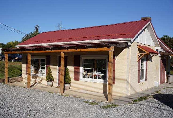 The Potter’s Shed A FullService Florist and Gift Shop Business