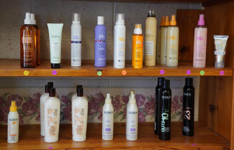 Atmosphere and hair Headhunters Beauty Salon has served Rogersville