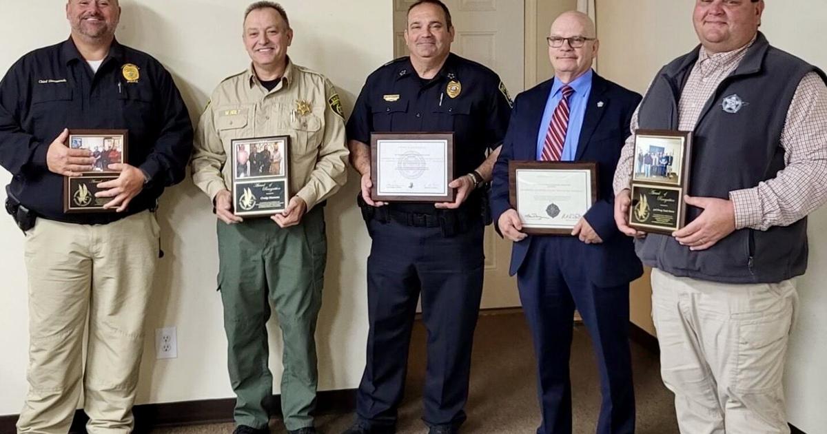 Meth Task Force Third Judicial Drug Task Force receives award for meth investigation ...