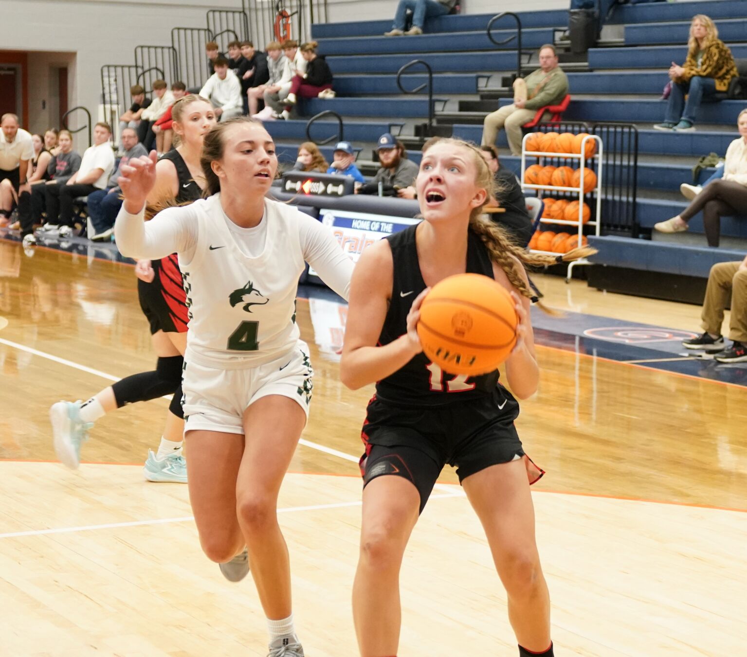 PHOTO GALLERY: Lady Huskies take down Lady Chiefs | Sports ...