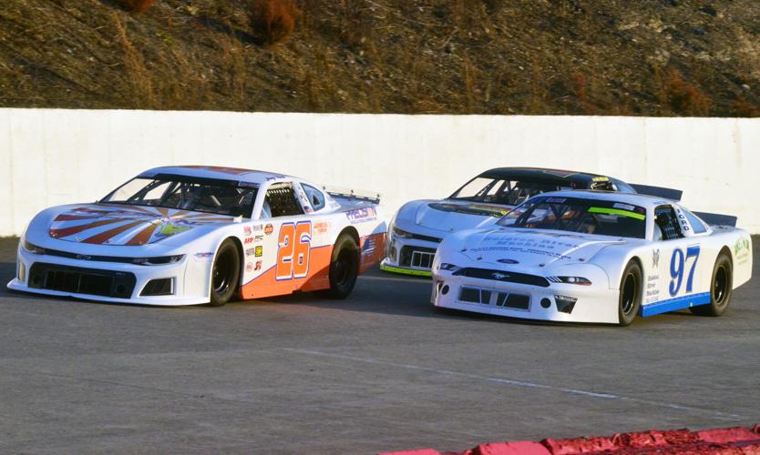 Tony Helton Racer PHOTO GALLERY: Helton sweeps Late Model features | Multimedia ...