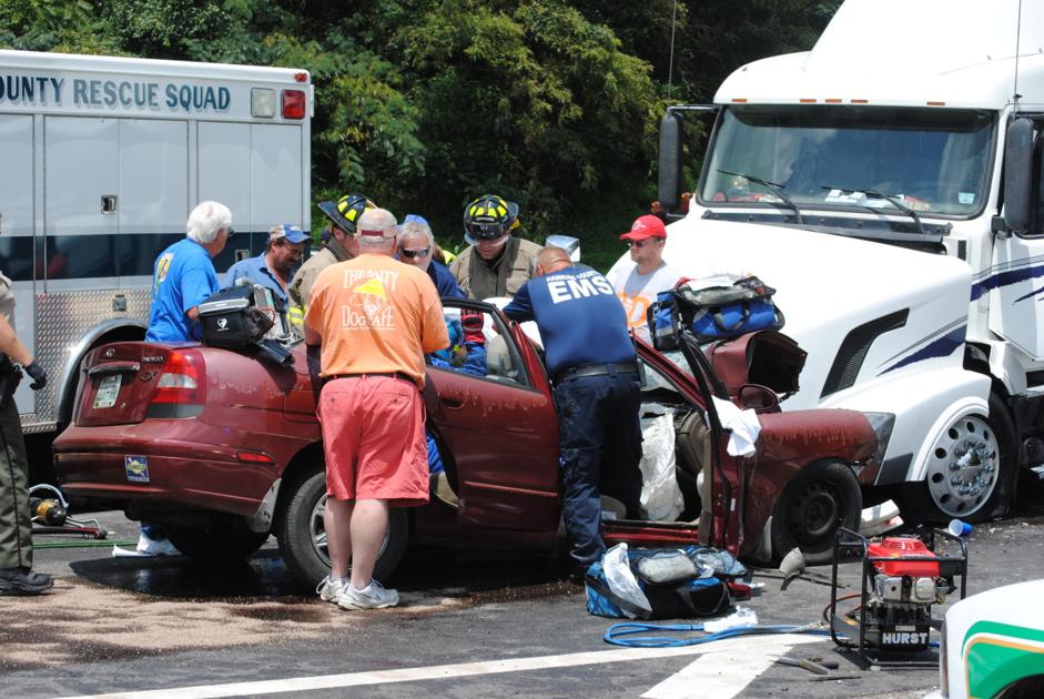 18yearold dies in 11W crash on Tuesday News