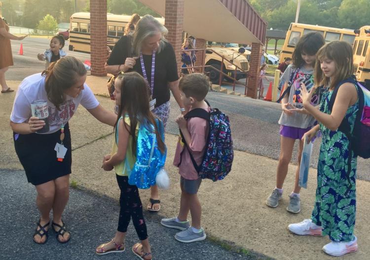 Mount Carmel Elementary named a Tennessee 'Reward School' for the fifth