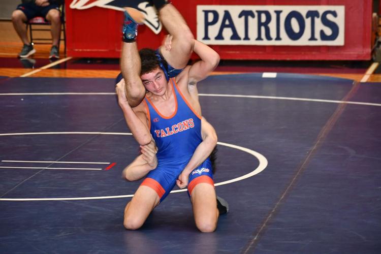 Two Volunteer wrestlers place 7th in Bobby Bates tourney at UVAWise