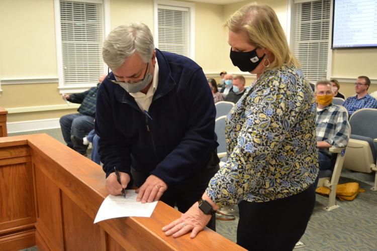 Hawkins Commission votes to name David Pearson as Property Assessor