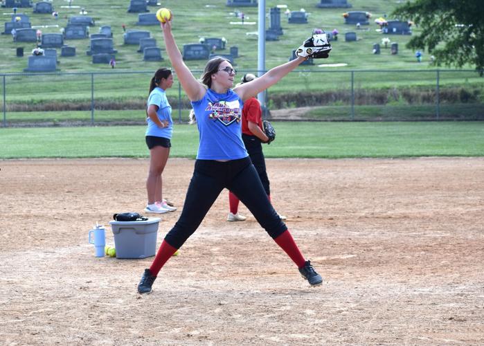 PHOTO GALLERY Velocity Fastpitch Camp draws a crowd Multimedia