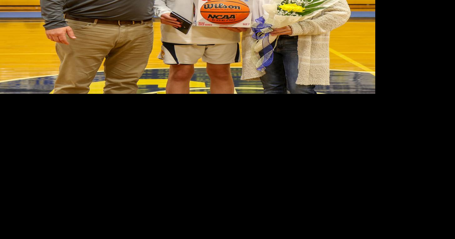 16 Camden Lukens Basketball