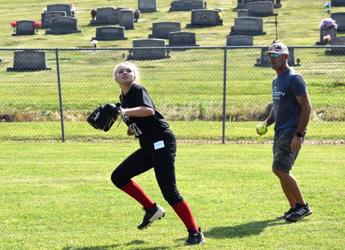 PHOTO GALLERY Velocity Fastpitch Camp draws a crowd Multimedia