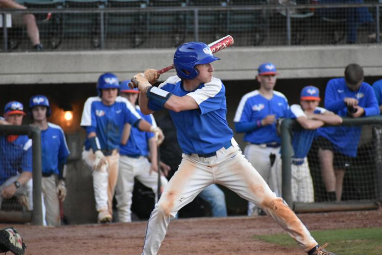 PHOTO GALLERY Falcons roll early, drop nightcap Multimedia