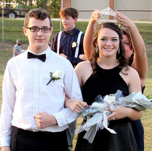 Bulls Gap School celebrates 2017 Rogersville