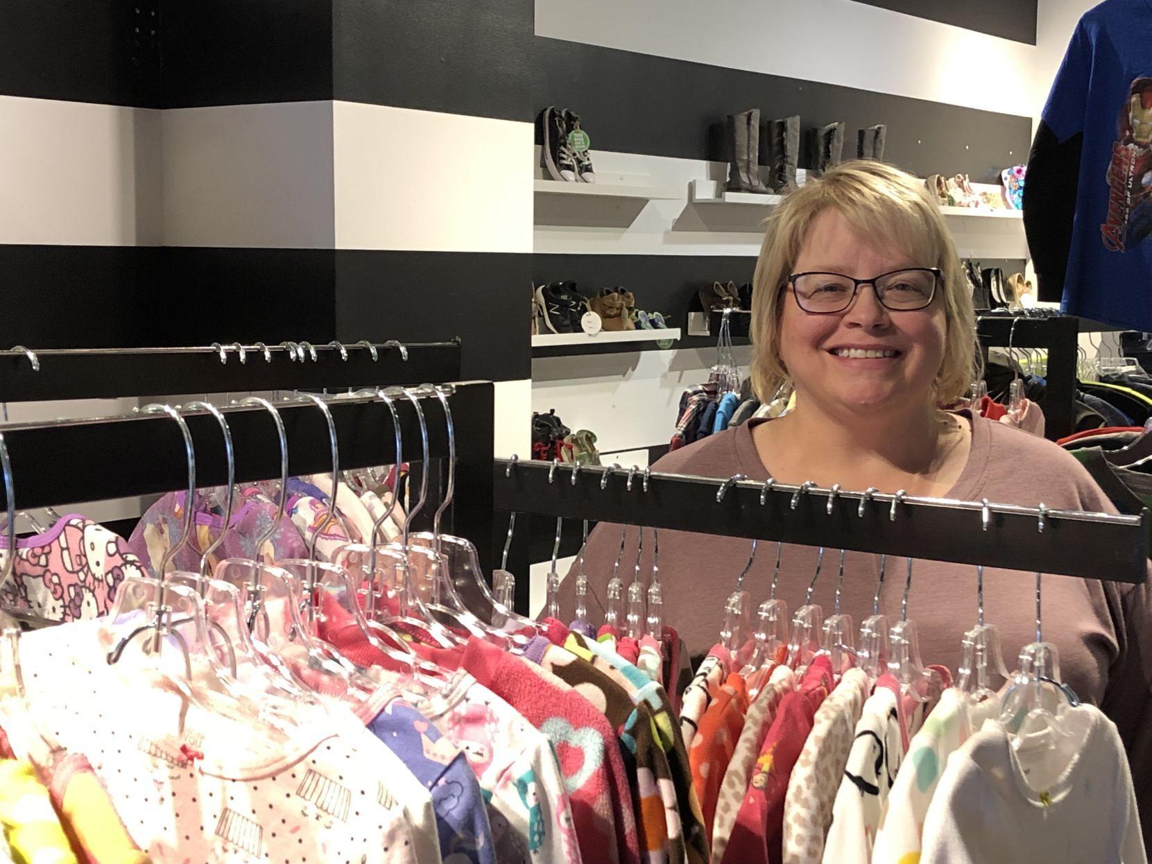 Two Bugs And A Bean Moves To Larger Location In Carbondale Local Business Thesouthern Com