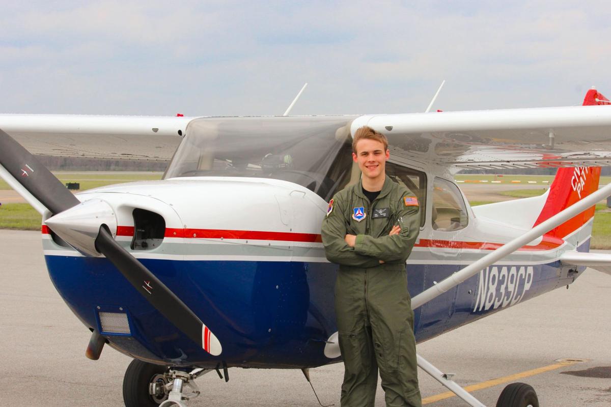 Carbondale teen is youngest pilot in the nation Carbondale