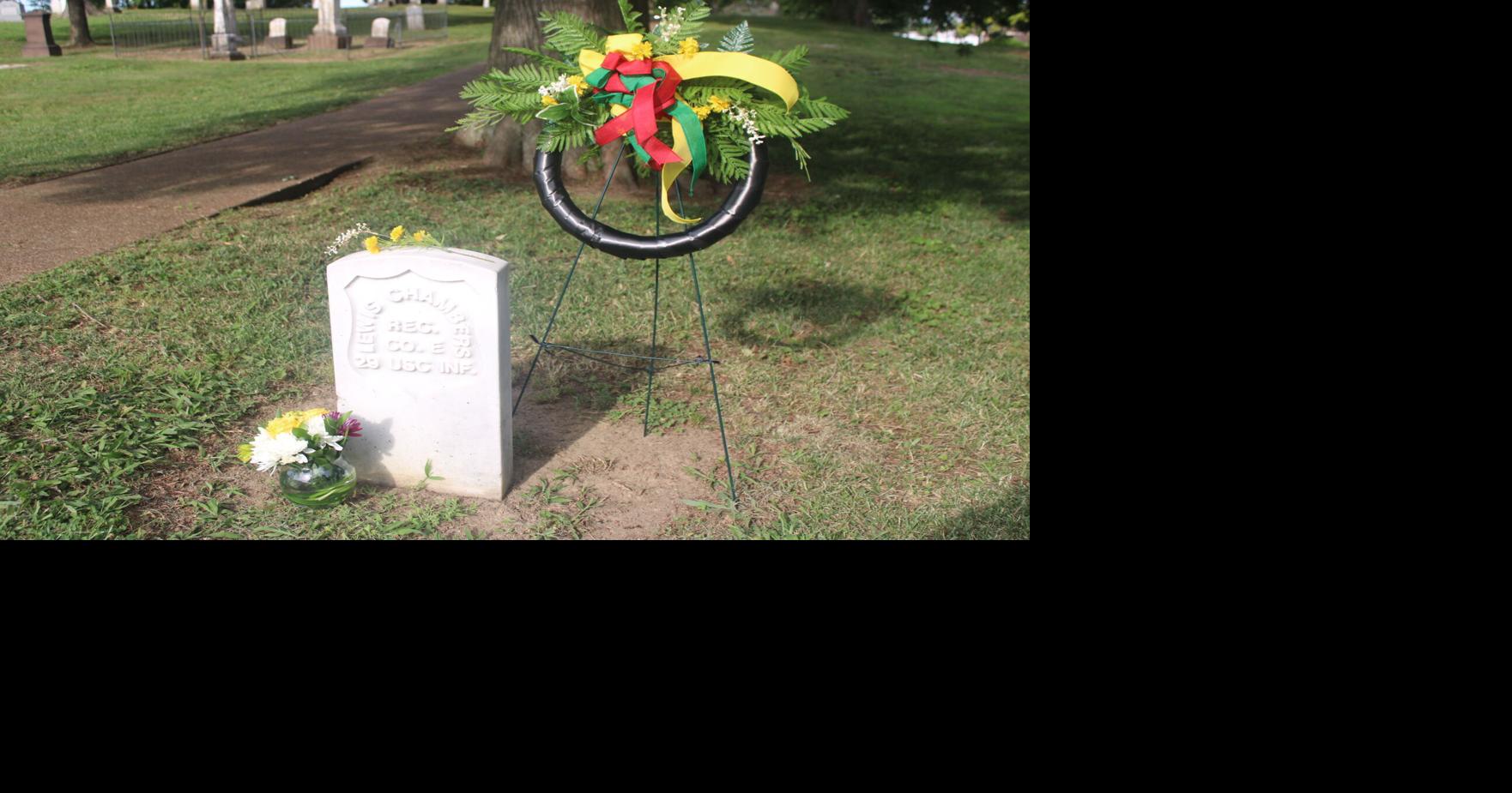 Juneteenth service honors ancestors buried at Woodlawn Cemetery