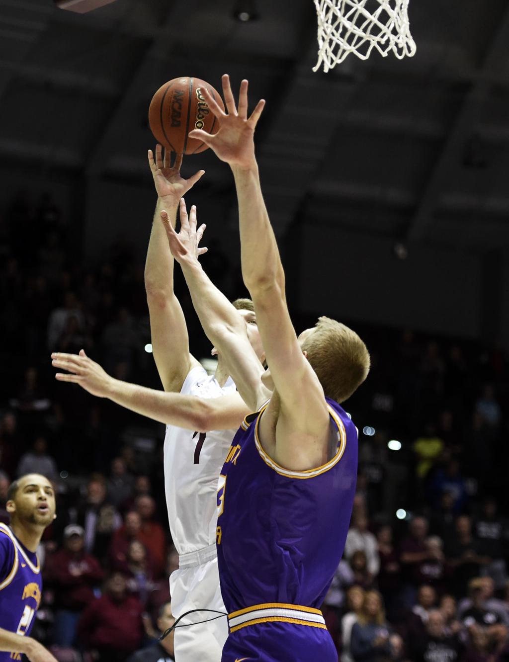 Saluki Basketball 5 5 Salukimania Thesouthern Com