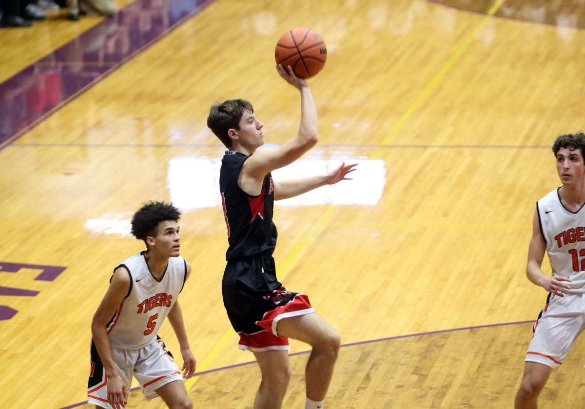 Prep Boys Basketball Fairfield Massac County Advance To