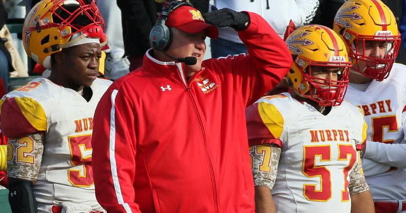 An early chat with Coach Carter on Murphy Football