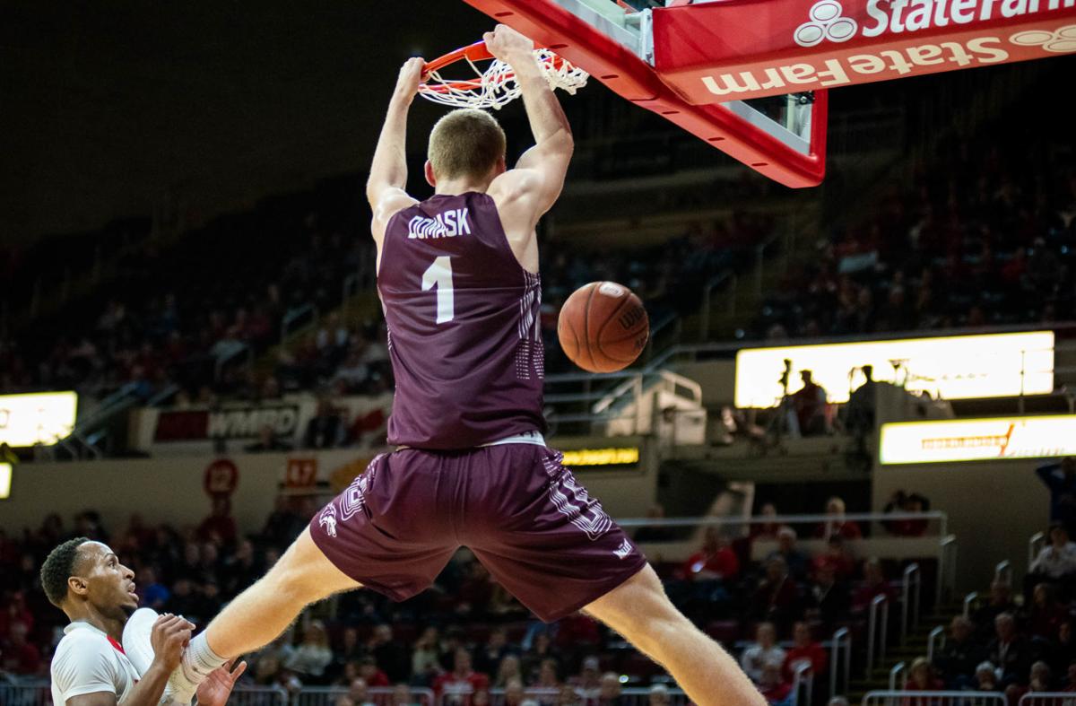 Siu Men S Basketball Siu S Domask Named Mvc S Top Freshman And