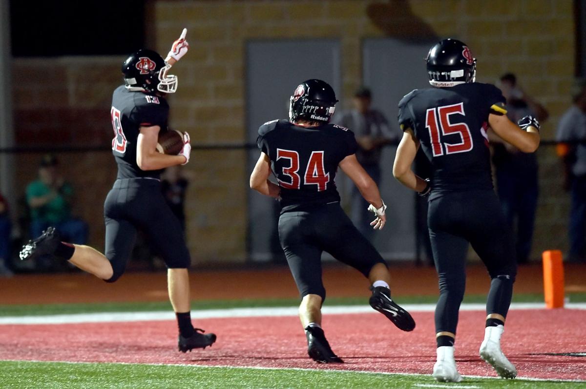 Prep football: Du Quoin defeats Herrin